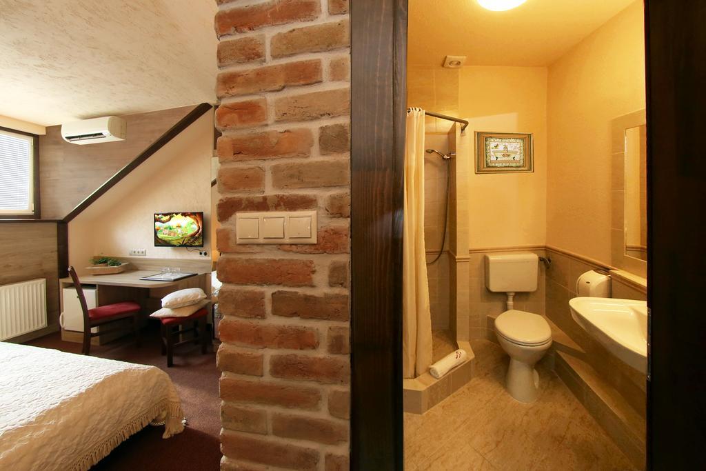 Família Hotel Szeged