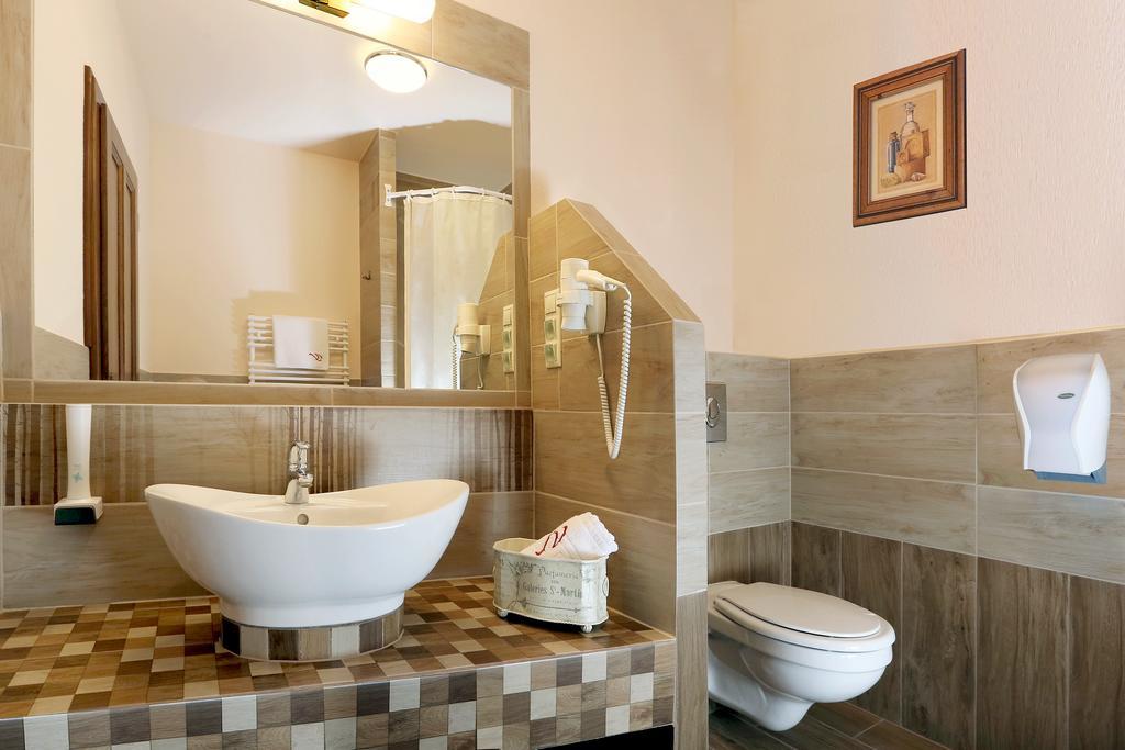 Família 3* Szeged